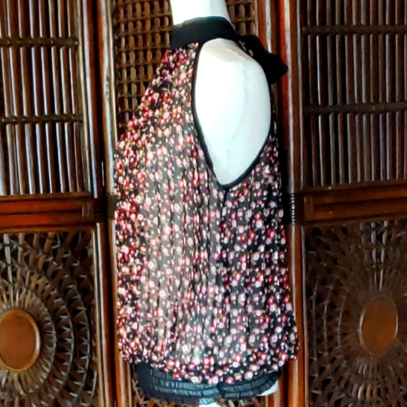ICE VANILLA Sheer Blk/Red Floral Halter Top with Elastic Waist - Picture 6 of 12
